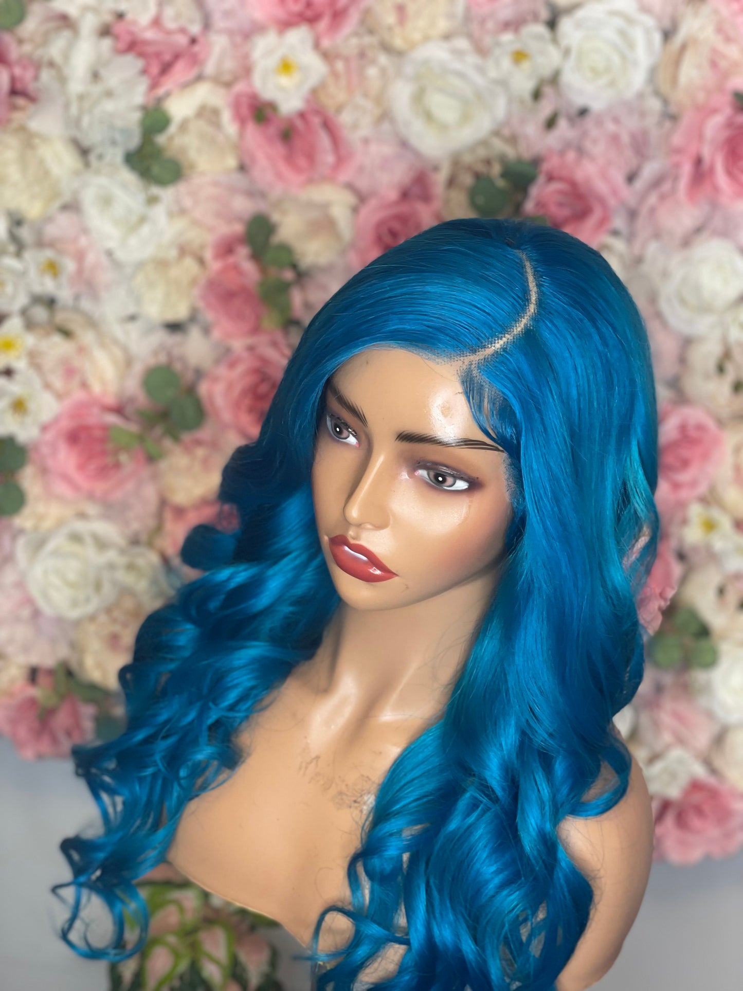 "SPICE" UNIT: 24" LACE FRONT WIG